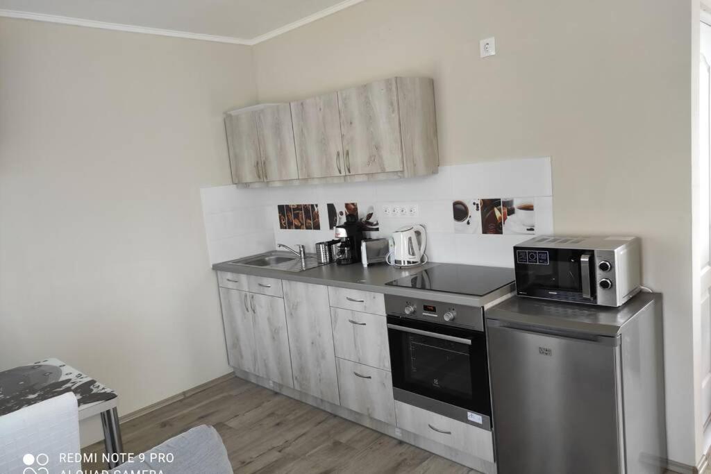 Sueni Apartman Ordacsehi ภายนอก รูปภาพ